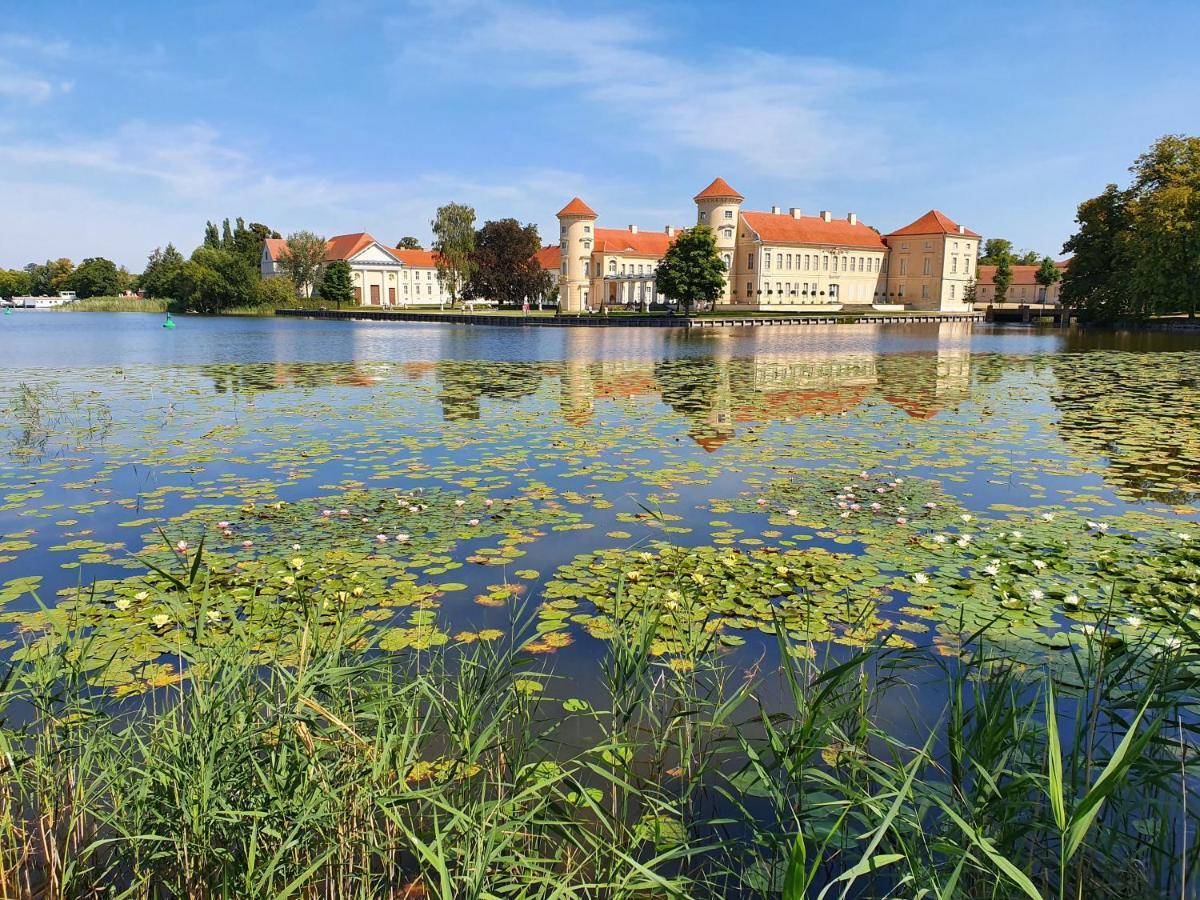 Schloss-Und Seeblick Apartment Rheinsberg Eksteriør billede