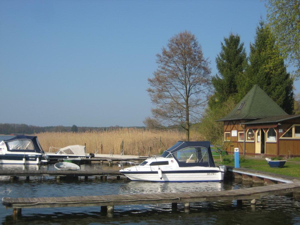 Schloss-Und Seeblick Apartment Rheinsberg Eksteriør billede